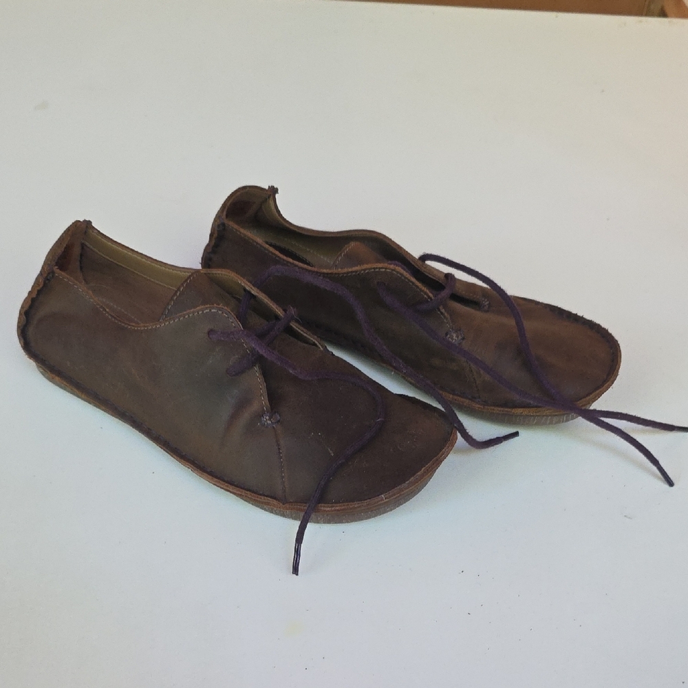 Clarks  Dark Brown Oxfords